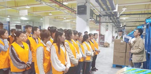 蘇州昱騰人力資源與新翔樂聯食品達成綠化服務勞務外包合作